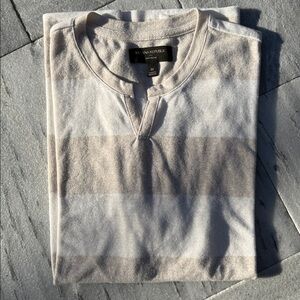 Banana Republic Beige and White Striped notch color tshirt